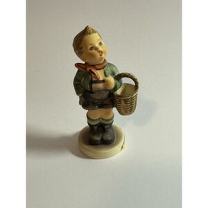 M.I. Hummel figurine "Village Boy" (Hummel #51)